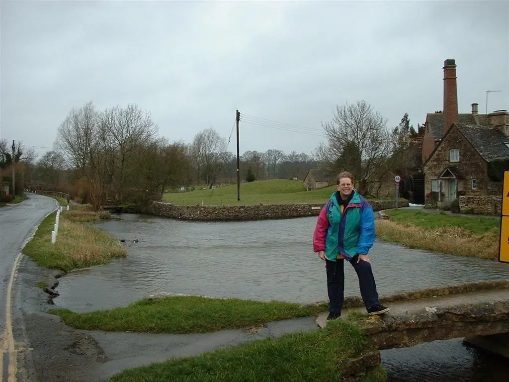 Road to upper slaughter